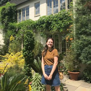 Meet your Posher, Megan